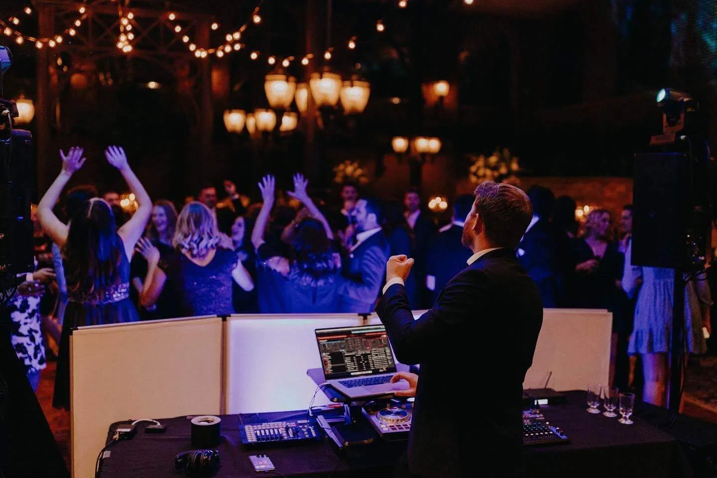 Wedding DJ Services Los Angeles